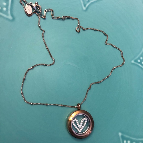 Origami Owl necklace - Picture 3 of 4